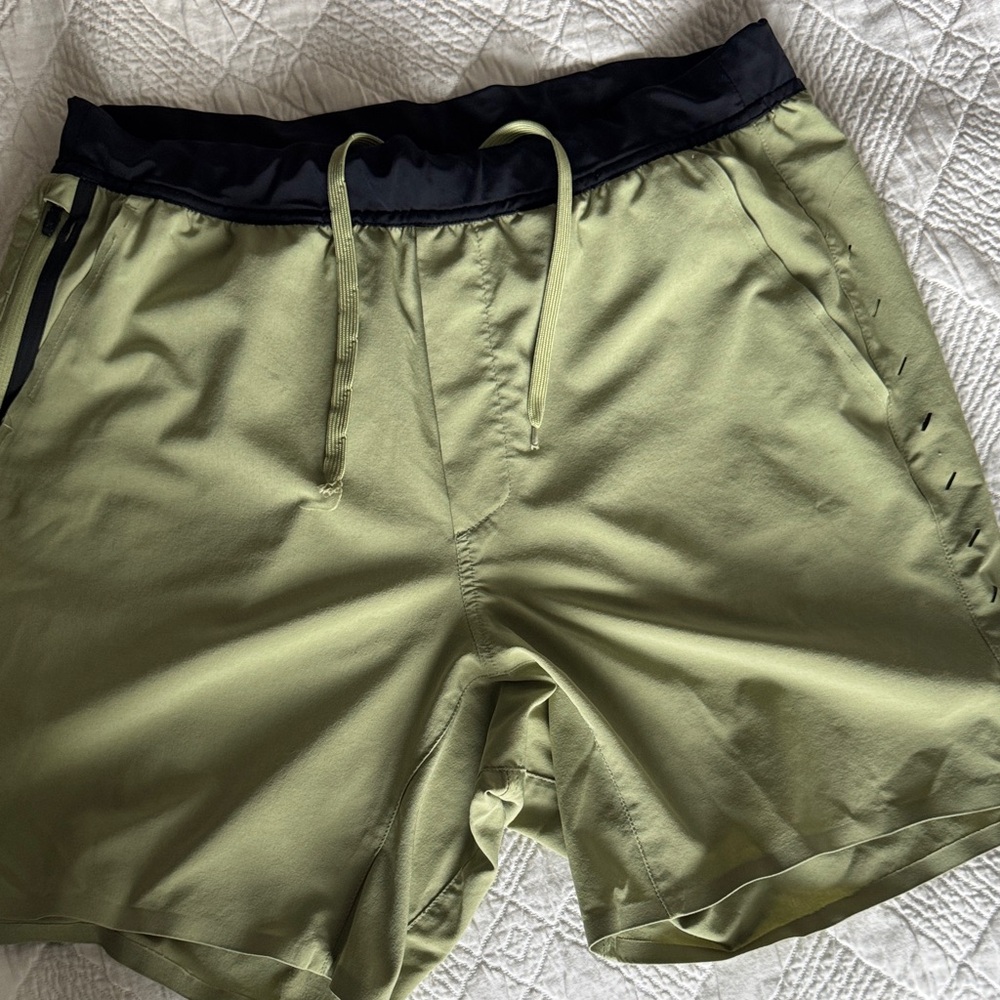 Ten Thousand Men’s Interval Shorts